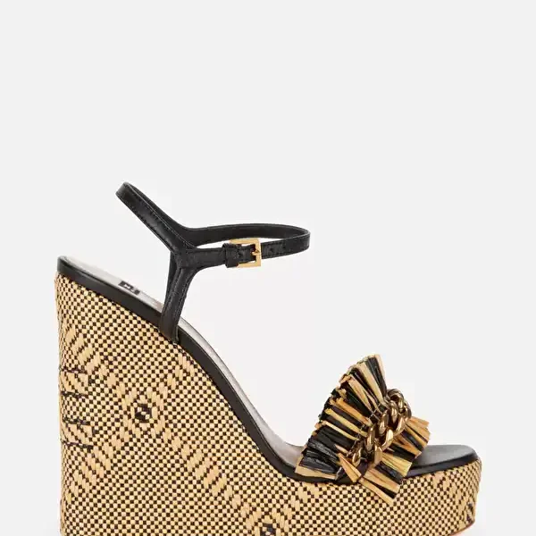 WOMEN'S SHOES
