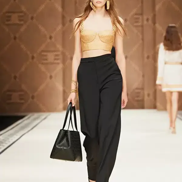WOMEN'S TOP