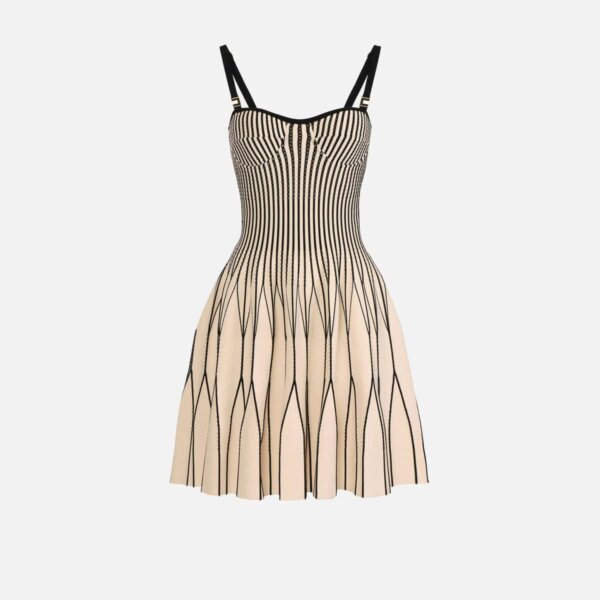 Dress in two-colour knit fabric