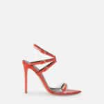 Leather sandal with straps