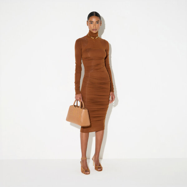 Dress in lightweight jersey fabric
